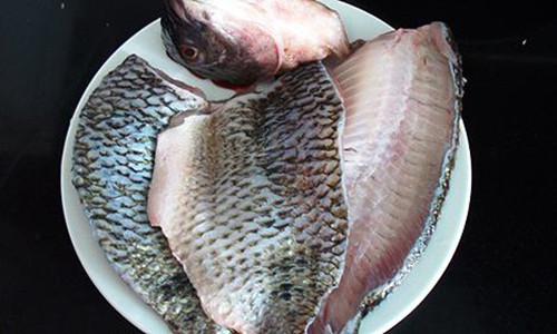 Than duoc ngua ung thu dang bi moi nguoi nem thung rac