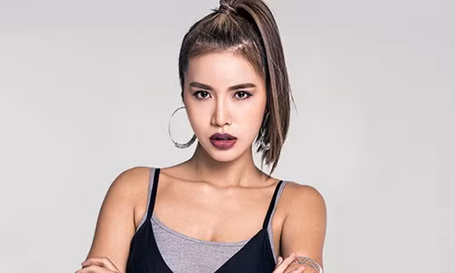 Nguoi mau Minh Tu ngat xiu o Asia's Next Top Model?