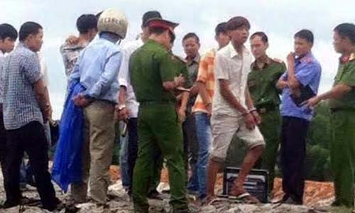 Ru be gai 14 tuoi nhau say roi hiep dam tap the