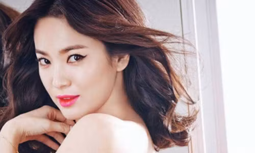 Song Hye Kyo, nữ diễn viên của Hậu duệ mặt trời muốn kết hôn. Bởi, cô đã bước qua tuổi 35.