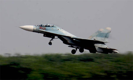 Máy bay Su30 của Trung đoàn 935, Sư đoàn 370 (Quân chủng Phòng không - Không quân) xuất kích.