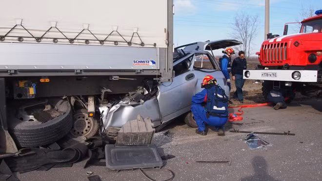 Danh tinh ba nguoi Viet chet do tai nan giao thong o Nga