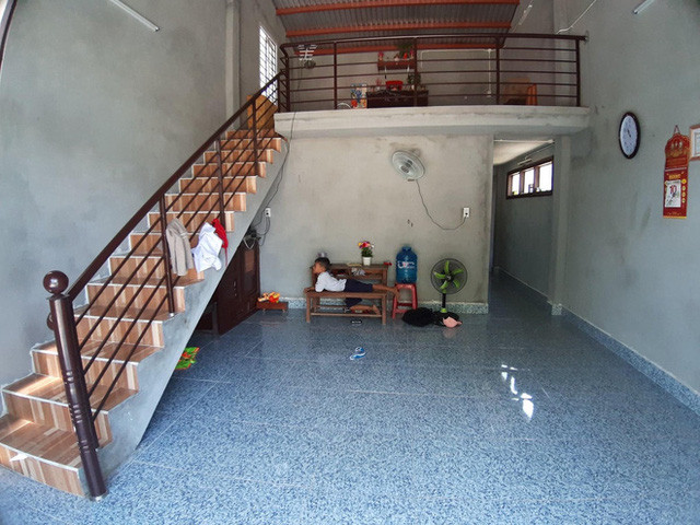 Nhà hai gác chỉ người ở được xây dựng trên cơ sở thiết kế với cấu trúc móng, trụ, khung dầm, sàn bê tông và tường xây gạch nung hoặc gạch không nung. Ảnh: Cafebiz.