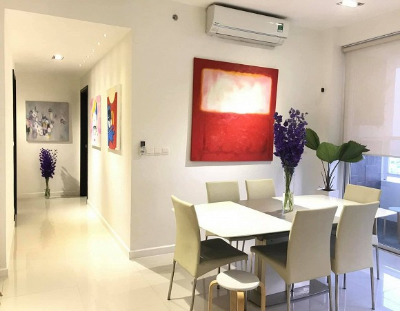 Mới đây, trên trang cá nhân, Dương Triệu Vũ quyết định rao bán căn hộ tại đã gắn bó với anh 8 năm với nhiều kỷ niệm ý nghĩa.