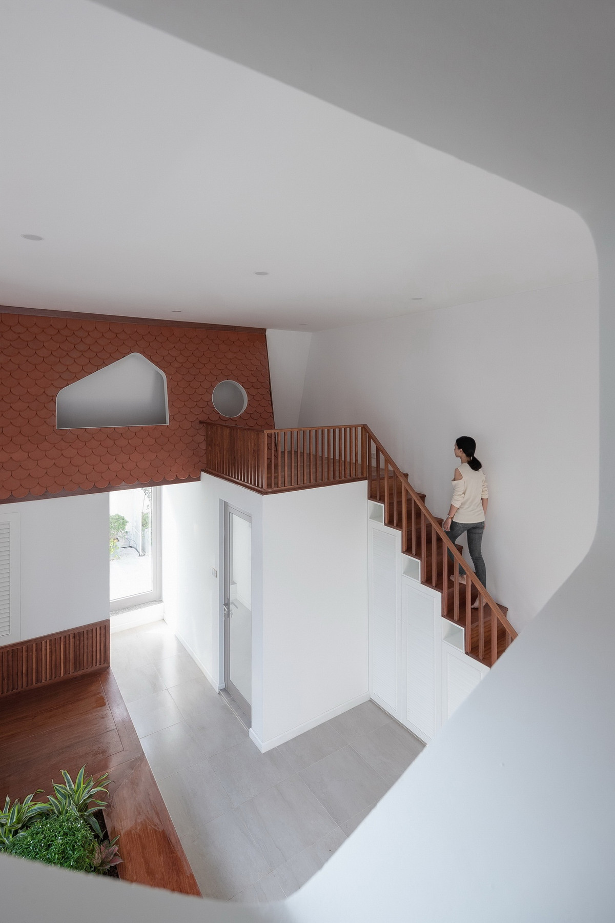 Khu vui chơi dành cho trẻ được thiết kế như một ngôi nhà nhỏ.