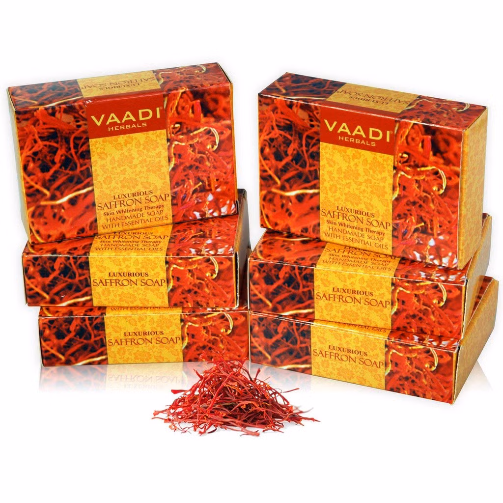 Trong khi đó, một số chị em khác vẫn băn khoăn về chất lượng của bánh xà bông handmade thảo dược này khichưa có cơ quan nào kiểm định về chất lượng cũng như thành phần. Nguồn ảnh: Facebook