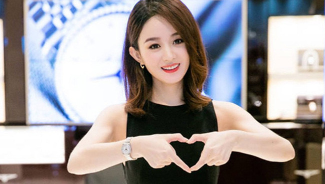 Bên cạnh đó, có nguồn tin tiết lộ, Triệu Lệ Dĩnh còn là cổ đông của 3 tập đoàn lớn và là phó chủ tịch của một công ty công nghệ khác. Ảnh: Sohu.