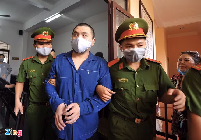 Nu tiep vien hang khong khang cao toan bo ban an-Hinh-2