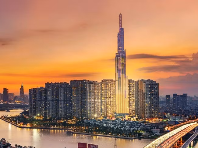 Cao 461,3m, Vincom Landmark 81 là một trong những tòa nhà thuộc top cao nhất thế giới.