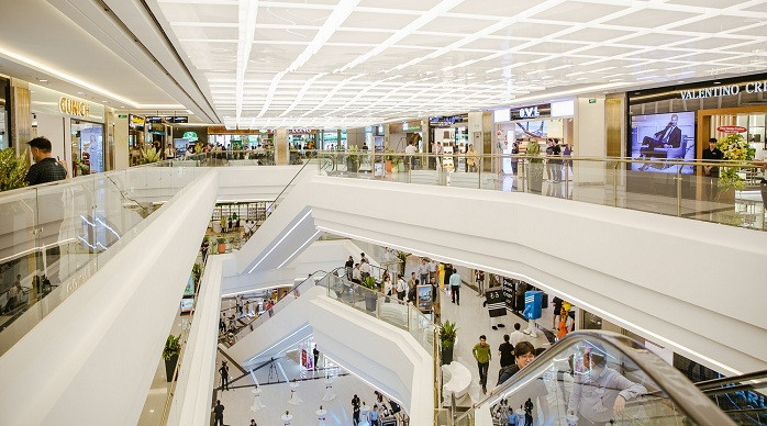 Bên trong tòa nhà Landmark 81 gồm các tầng dành cho trung tâm thương mại, căn hộ hạng sang, khách sạn Vinpearl, đài quan sát 360 độ Landmark 81 SkyView...