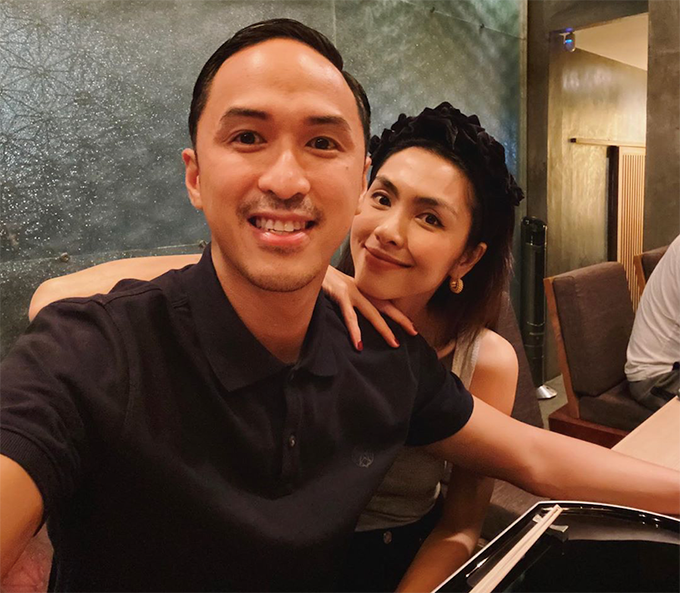 Vợ chồng Hà Tăng chọn nhà hàng cao cấp ở quận 1 (TP CM) để kỷ niệm 8 năm ngày cưới với set omakase độc đáo.