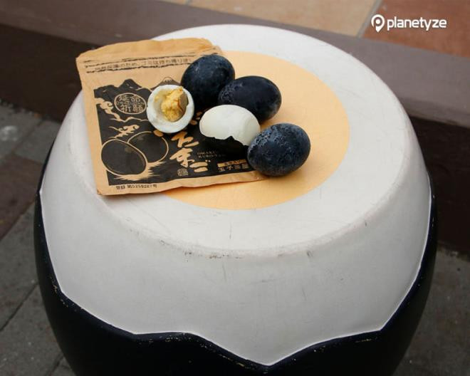 Đây là đặc sản của vùng Owakudani ở Nhật Bản, được đưa về Việt Nam theo đường hàng không và đều là trứng loại 1. Ảnh: Mia Fruits.