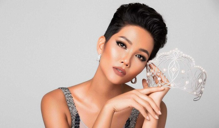 Vương miện Hoa hậu Hoàn vũ Việt Nam 2017 mang tên Empower trị giá lên đến 2.7 tỷ đồng. Ảnh: BTC.