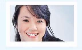 Với khả năng tiếng Anh cực tốt, Nguyễn Ngọc Nhất Hạnh không gặp nhiều khó khăn khi dùi mài dinh sử tại Đại học Warwick, một trường đại học danh tiếng bậc nhất ở Anh quốc. Ảnh: Internet