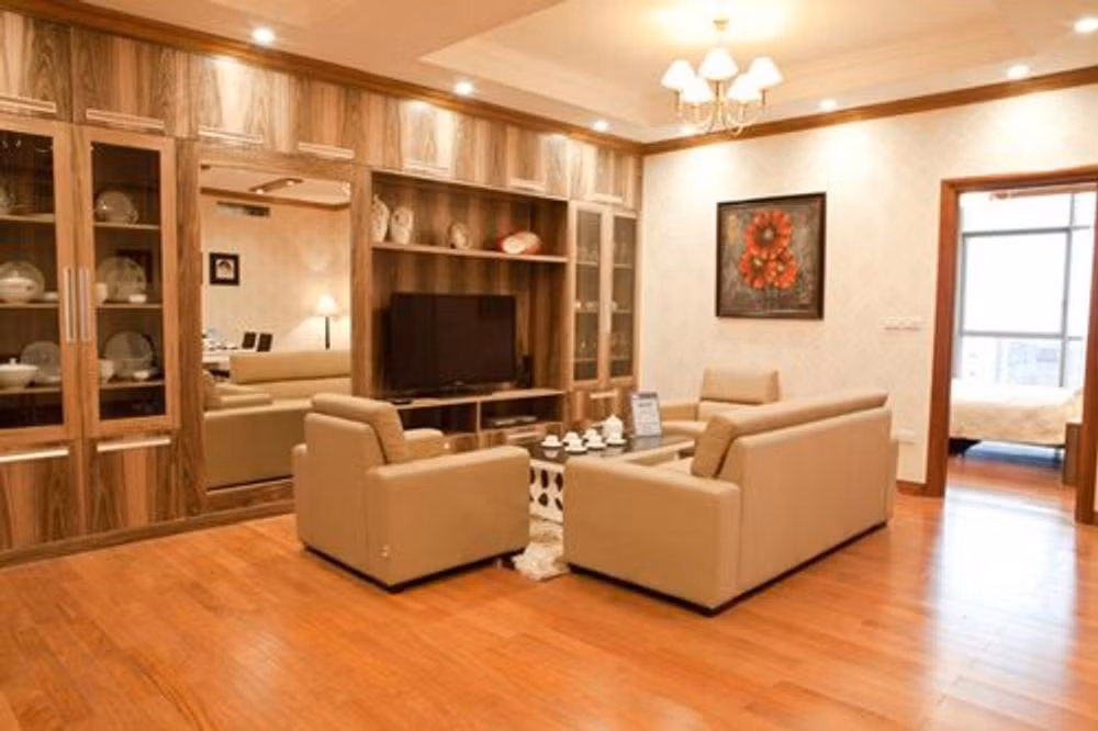 Nàng hậu cũng sở hữu nhiều khối bất động sản đắt đỏ ở Hà Nội và TP.HCM.