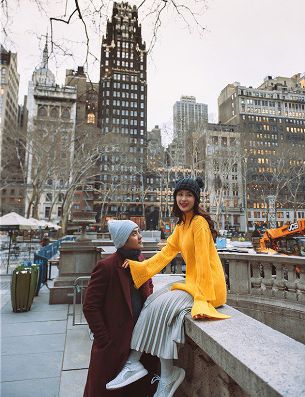 Ông Cao Thắng còn được biết đến là một kiểu mẫu "bạn trai nhà người ta không bao giờ làm tôi thất vọng". Cặp đôi liên tục đi du lịch thế giới từ Á tới Âu.