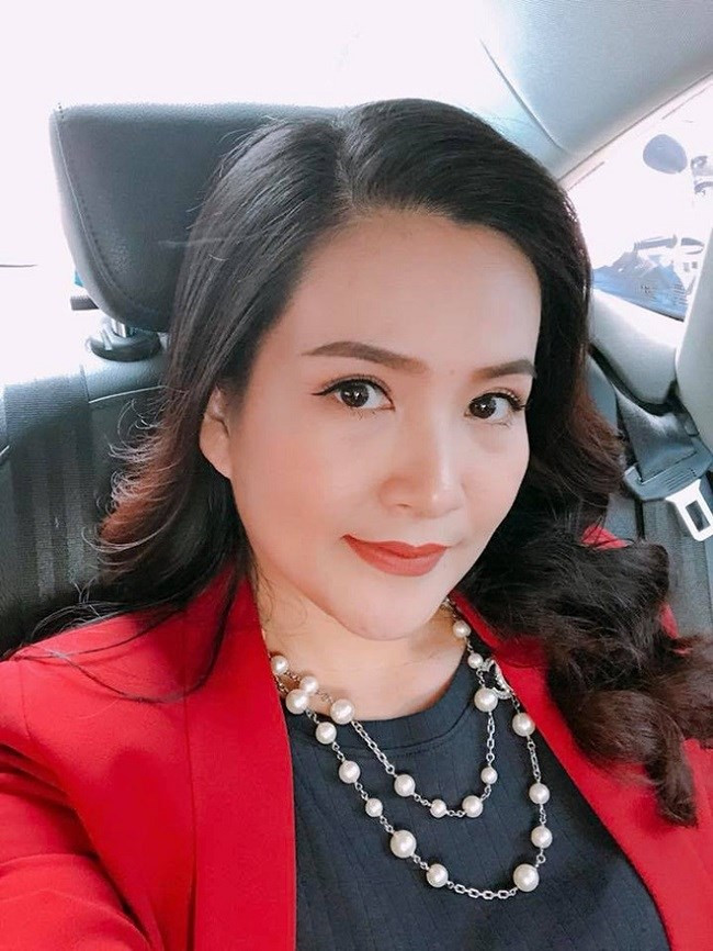 Khi cưới Bình Minh, Anh Thơ đang giữ chức Phó giám đốc Hội đồng Anh TP HCM. Ngoài ra, chị còn mở ra các dịch vụ làm đẹp và nha khoa. Ảnh: Internet.