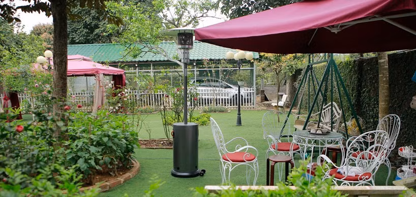 Trong số hơn 1.000m2 đất, diện tích vườn chiếm tới 930m2. Ảnh: Vietnamnet.