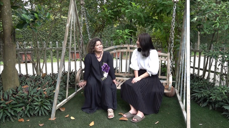 Nơi đây là một không gian nhà vườn rộng rãi, đầy đủ tiện nghi cho cuộc sống hiện đại, có thể tận hưởng khí trời trong lành vào mỗi buổi sớm mai. Ảnh: Lao động.