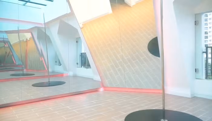 Phòng tập nhảy của Hương Tràm. Ảnh: Vietnamnet.