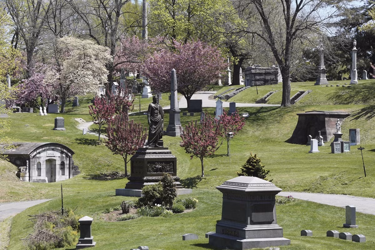 Nơi đây từng là điểm dừng chân đáng mơ ước của những người sống ở Đại lộ số 5 Fifth Avenue - một đại lộ là biểu tượng của sự giàu có tại New York.