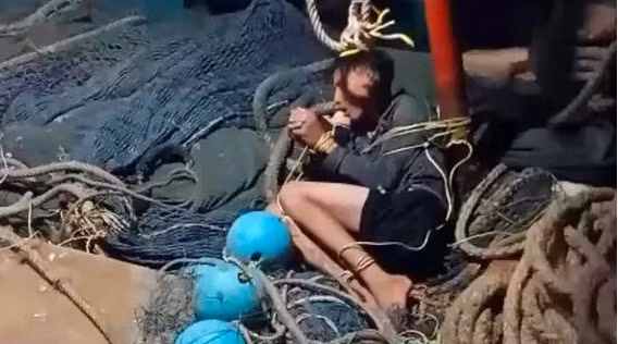 Xac minh lam ro thong tin tai cong chem, day 4 ngu dan xuong bien