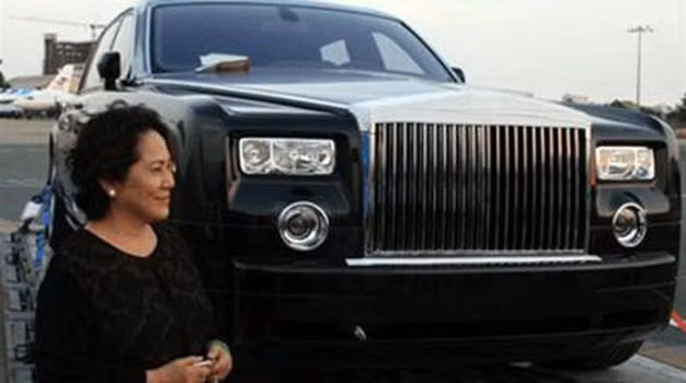 “Choang” thu choi ngong cua nu dai gia Viet “vang bong mot thoi“