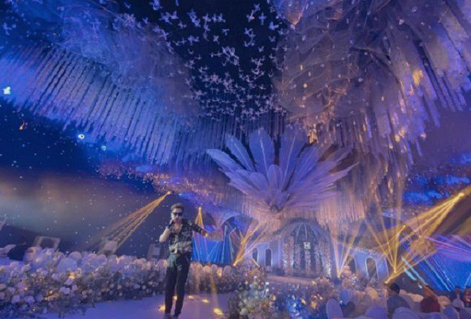 Đám cưới còn có sự góp mặt của nhiều ca sĩ nổi tiếng như Noo Phước Thịnh, Minh Vương, Mỹ Dung...Ảnh: Thoidaiplus.