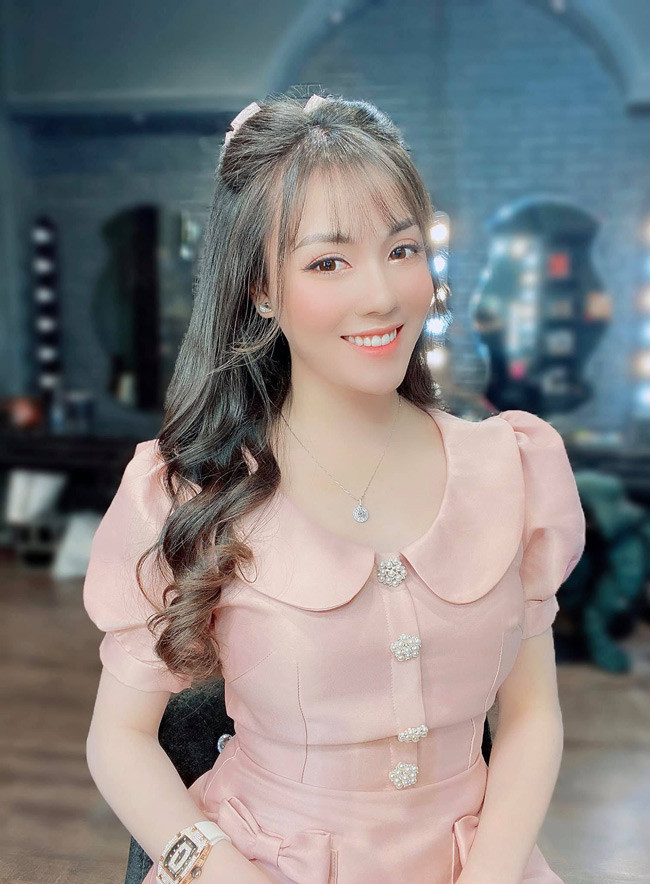 Âu Hà My được biết đến từ năm 2015 với hình ảnh "nữ giám thị xinh đẹp".