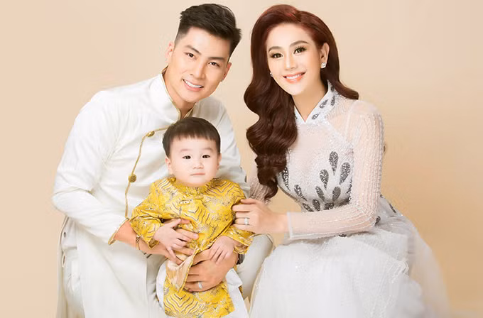 Năm 2019, vợ chồng ca sĩ chuyển giới cũng được mẹ chồng tặng mảnh đất rộng 419m2 ở Vũng Tàu. Như vậy, Lâm Khánh Chi sở hữu tới 3 căn nhà và một mảnh đất. Ảnh: Internet.