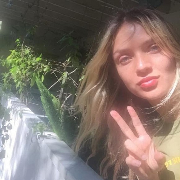 Được biết, tháng 3/2020, Melissa sinh con trai cho Hunter. Theo The Sun, anh trai của Cohen miêu tả cháu trai đáng yêu và khỏe mạnh. Tuy nhiên, họ không tiết lộ nhiều về chuyện gia đình của con trai ông Joe Biden.