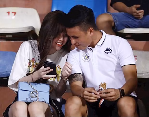 Cuoc song toan hang hieu, tau nha rieng khi moi 21 tuoi cua Huynh Anh