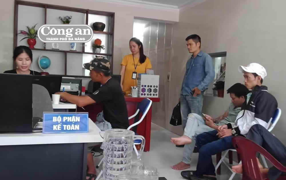 Canh giac thu doan lua dao xuat khau lao dong ngan ngay