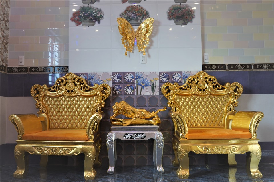 Mỗi phòng trong căn nhà đều được trang trí theo những phong cách riêng biệt như cổ điển, sang trọng, thanh lịch,...Ảnh: Lao động.