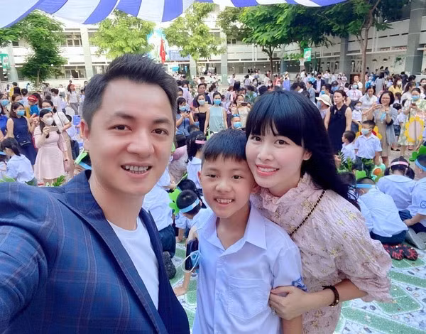 Đáng nói, chỉ trong một ngày, số tiền Ken kêu gọi được từ bạn bè là 2.458.000 đồng, 80 triệu đồng từ người thân, bản thân cậu bé cùng bố mẹ cũng đóng góp 20 triệu đồng. Ảnh: FBNV