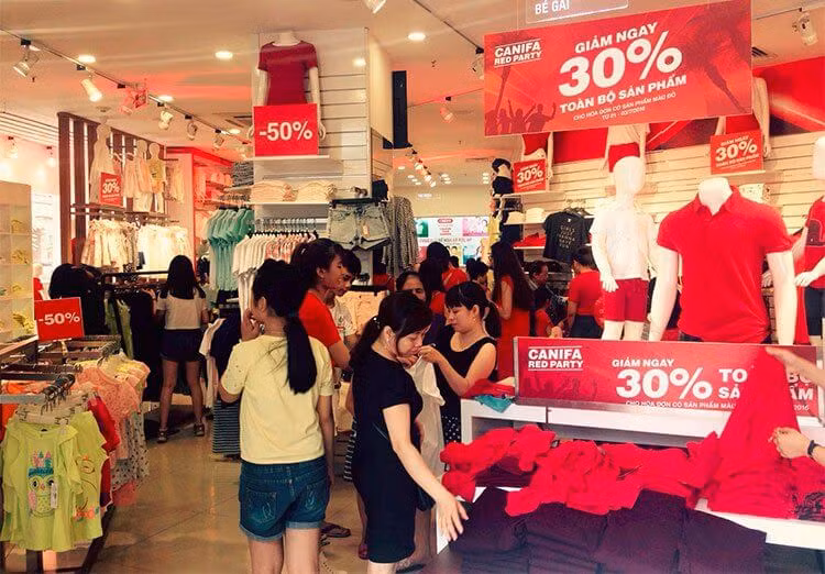 Có thể bạn nghĩ rằng việc giảm giá sẽ khiến các cửa hàng kinh doanh thua lỗ nhưng thực chất, có những mặt hàng giảm giá đến 70% cửa hàng vẫn thu được lãi.