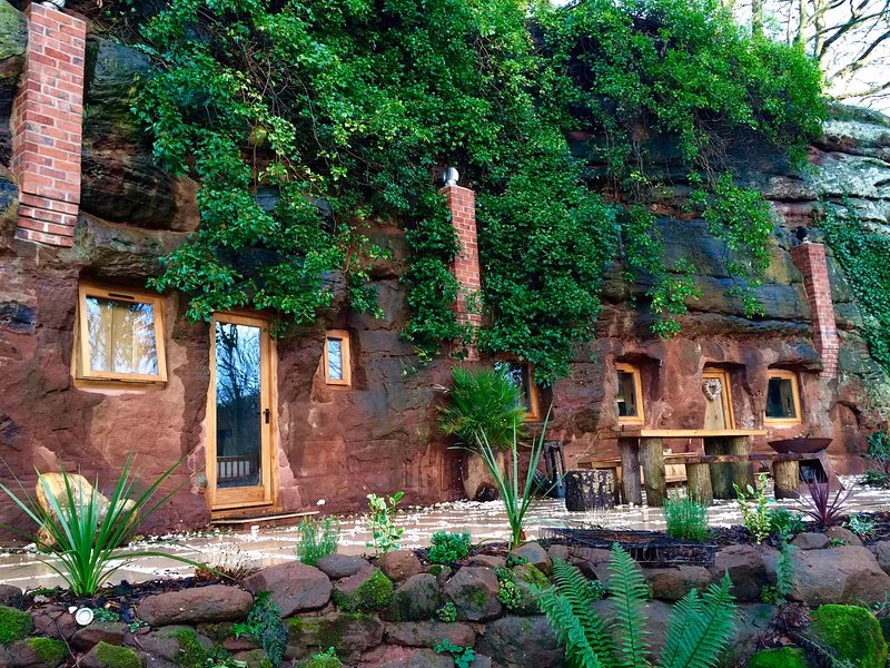 Choang ngop kien truc dinh cao nhung ngoi nha trong hang dong