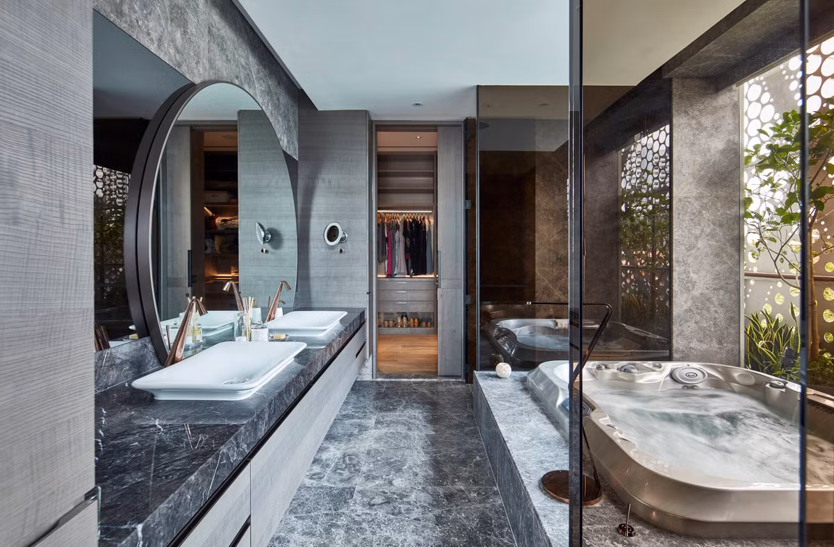 Nhà tắm mang đến trải nghiệm hòa cùng thiên nhiên. Nguồn ảnh: Aaron Pocock