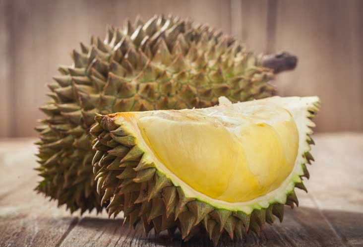 Vì có mùi "kinh khủng" nên sầu riêng bị cấm trên nhiều phương tiện công cộng và một số khách sạn. Nguồn ảnh: Internet.