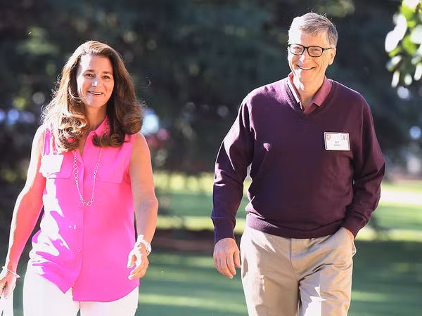 Chính vì lẽ đó, ông đã chọn bà Melinda từng là cấp dưới của ông, một người phụ nữ thông minh, sâu sắc và giàu lòng nhân ái.