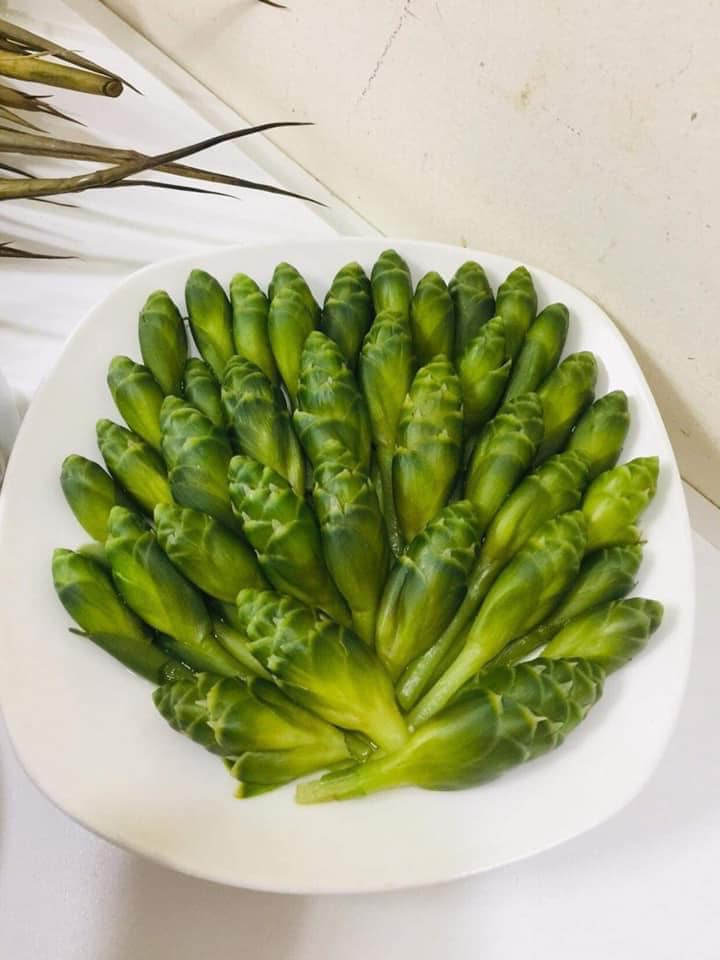 Nhiều bà nội trợ tranh thủ đặt mua bởi mỗi năm chỉ có một mùa, lại không thể bảo quản trong thời gian dài. Ảnh: Facebook.