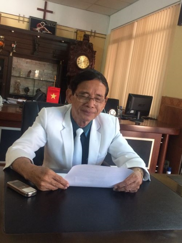 Dù vậy, vị đại gia này không nản lòng mà tiếp tục tìm phương kế mới. Và ông đã bắt đầu lại bằng cách xin đấu thầu thu gom phế liệu thời hậu chiến.