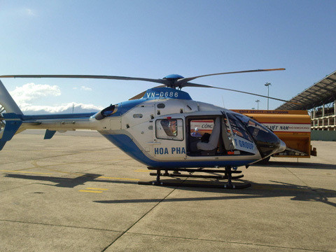 Tuy nhiên, vị đại gia này đã quyết định cho Tập đoàn Hòa Phát thuê chiếc trực thăng trị giá gần 5 triệu USD của mình với giá 1 đồng cho 1 năm sử dụng. Ảnh: Vnexpress.