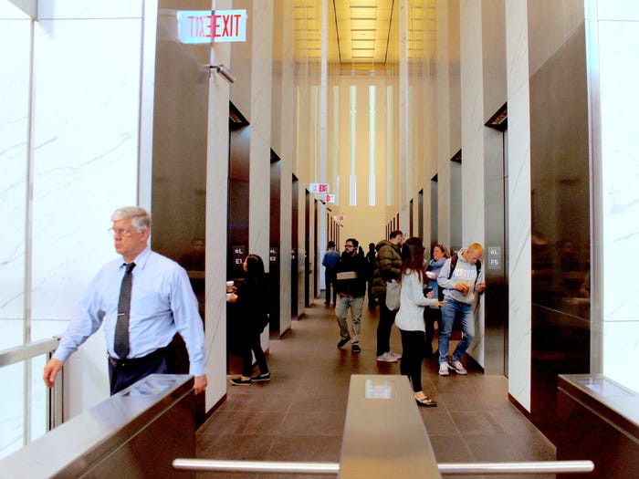 Khi vừa hoàn thành, tòa nhà đã được thuê 60% các văn phòng và hiện nay đang được khai thác khoảng 80% diện tích sử dụng. Nguồn ảnh: BI