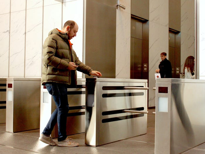 One World Trade Center đạt tiêu chuẩn mới về thiết kế, xây dựng, uy tín và tính bền vững, được coi là các tòa nhà văn phòng an toàn nhất ở Mỹ.