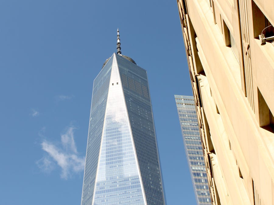 Không chỉ là tòa nhà cao nhất nước Mỹ, One World Trade Center cũng là tòa nhà cao thứ 4 trên thế giới.