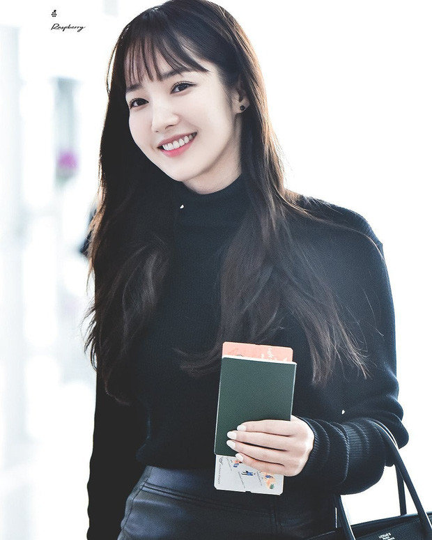 Park Min Young đến Việt Nam trong khuôn khổ lễ trao giải AAA.