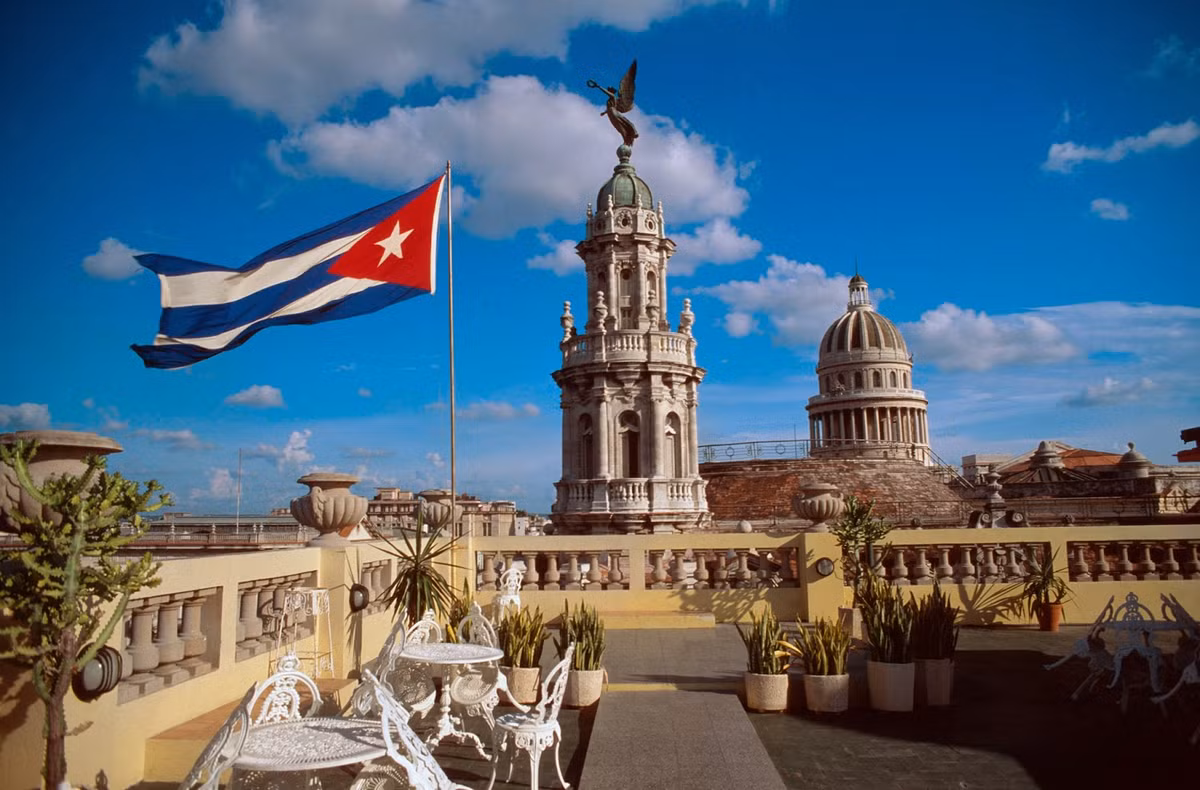 Trong một thế kỷ qua, đất nước Cuba đã và đang vươn mình, thay đổi “da thịt” vô cùng ngoạn mục. Ảnh pesa.