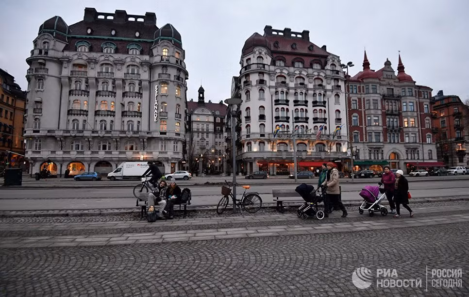 Drottninggatan là khu phố đi bộ chính của thủ đô Stockholm. Nó kéo dài 1km và nằm giữa hai tuyến phố Vasastaden và Gamla Stan. Ảnh Ria.
