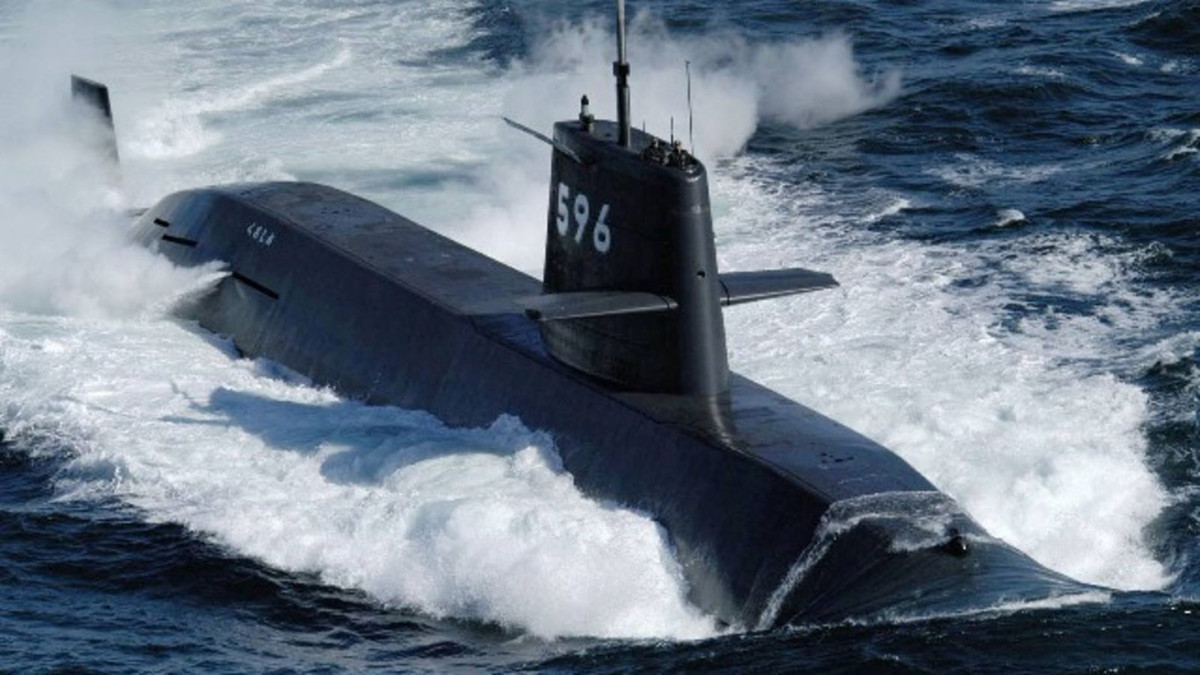 Để có thể ra được biển lớn, các tàu ngầm Trung Quốc buộc phải di chuyển ở trạng thái nổi - hoặc lặn ở độ sâu vừa phải - khiến chúng rất dễ bị lộ diện.